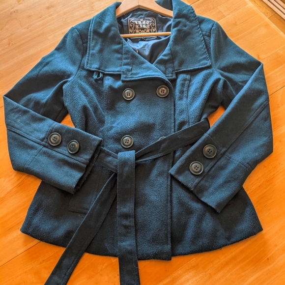 last kiss Jackets & Blazers - ☀️4/$30☀️ Teal/Green Winter/Fall Coat